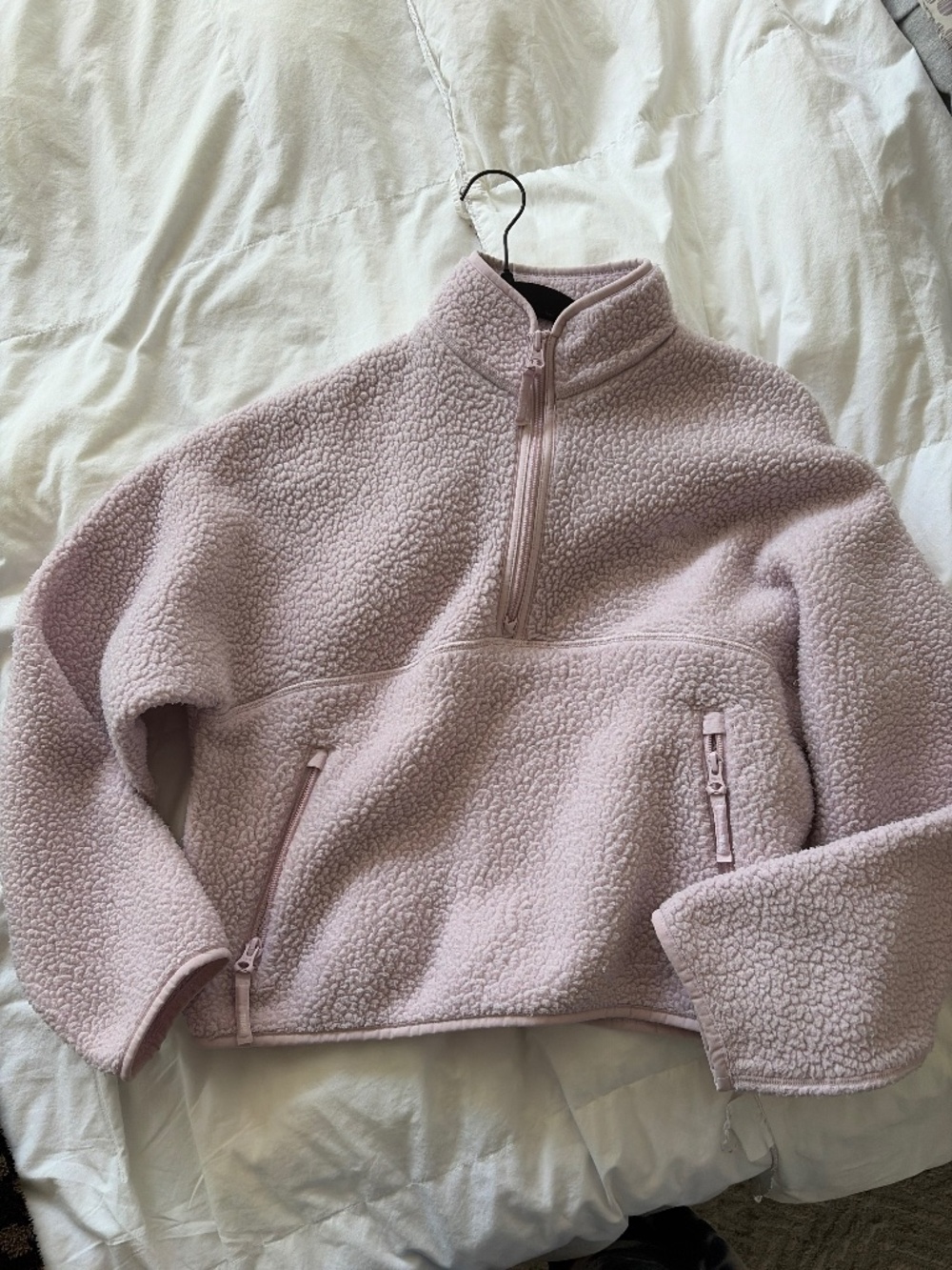 Aritzia fleece half zip